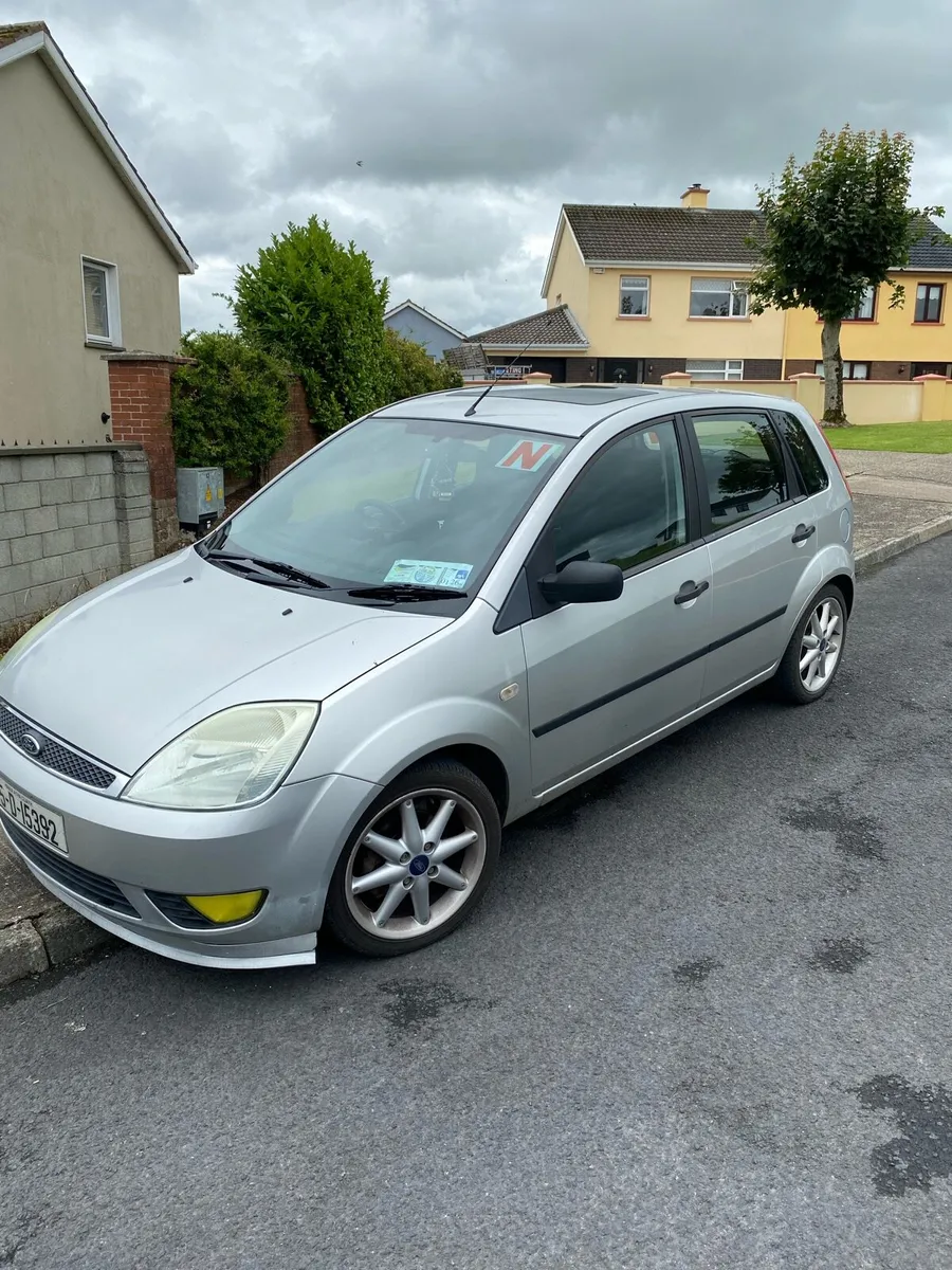 Ford fiesta 2005 - Image 2