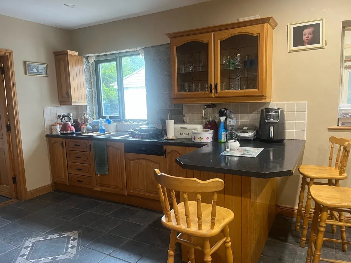 Kitchen - Image 3