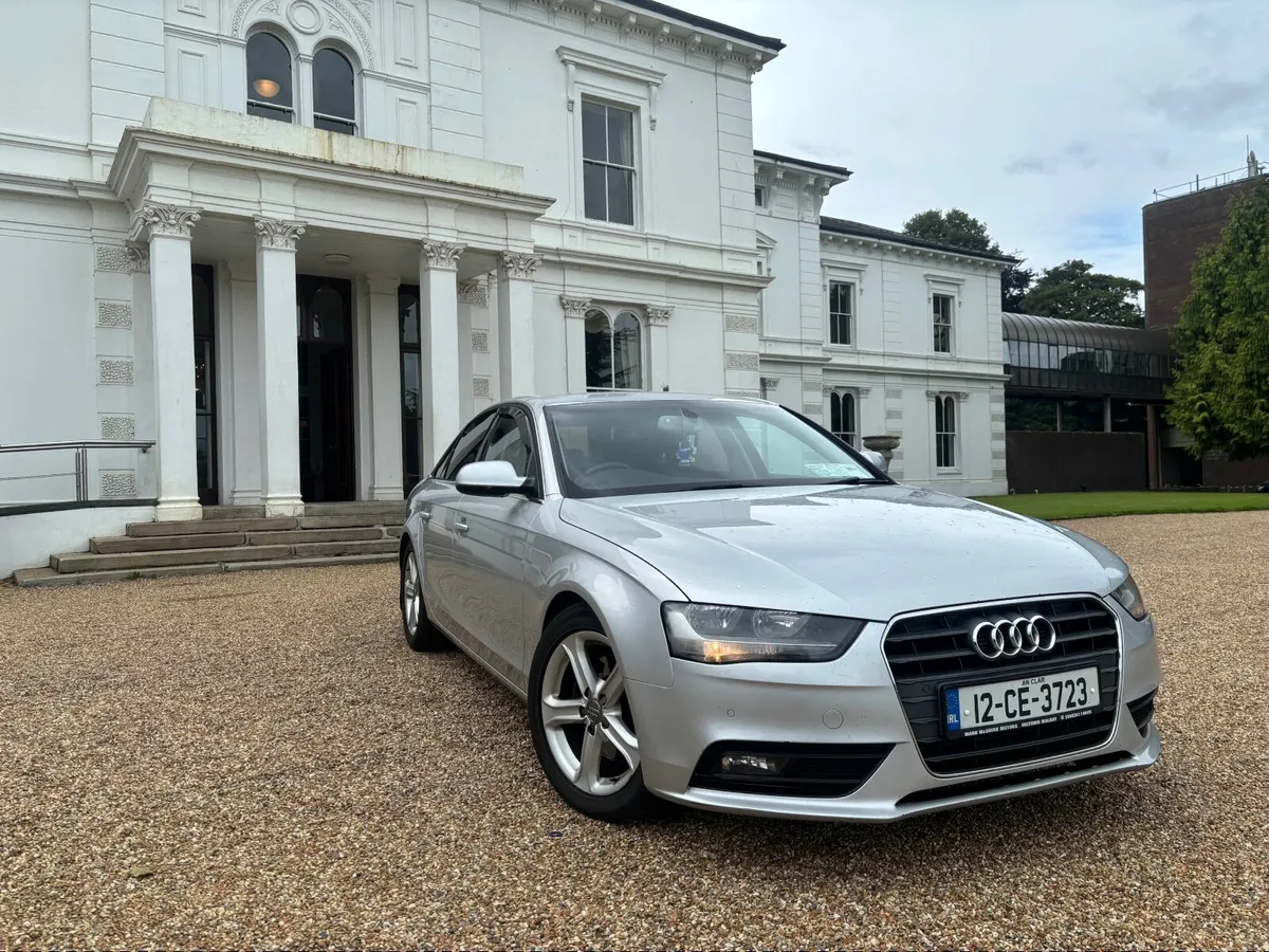 2012 Audi A4 2.0 TDI 140 bhp TECHNIK model high sp - Image 2