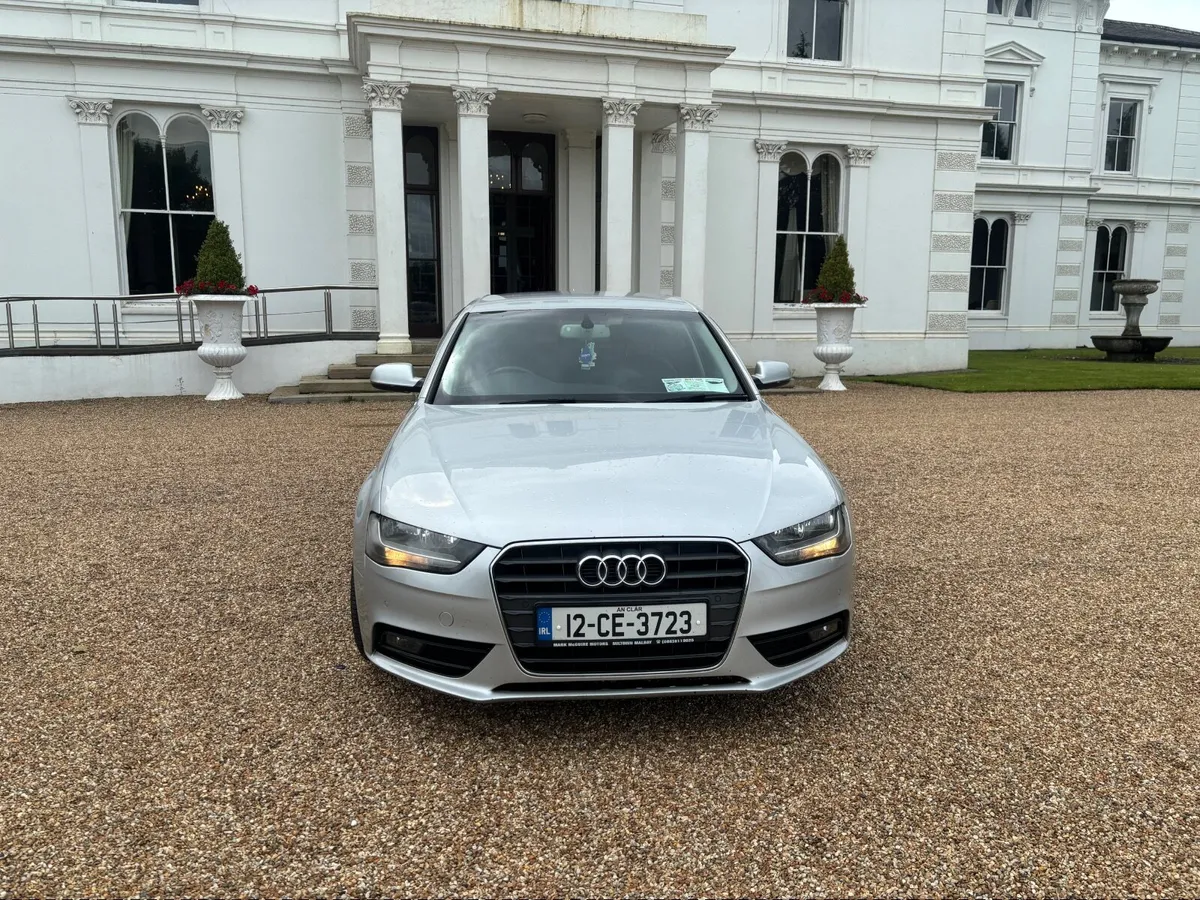 2012 Audi A4 2.0 TDI 140 bhp TECHNIK model high sp - Image 3
