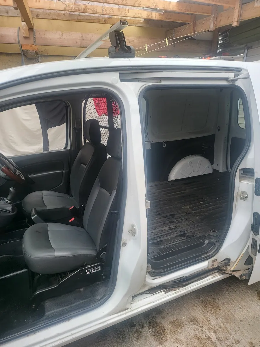 BARGAIN 192 Renault Kangoo 1.5  cvrt 4/2026 lwb - Image 2