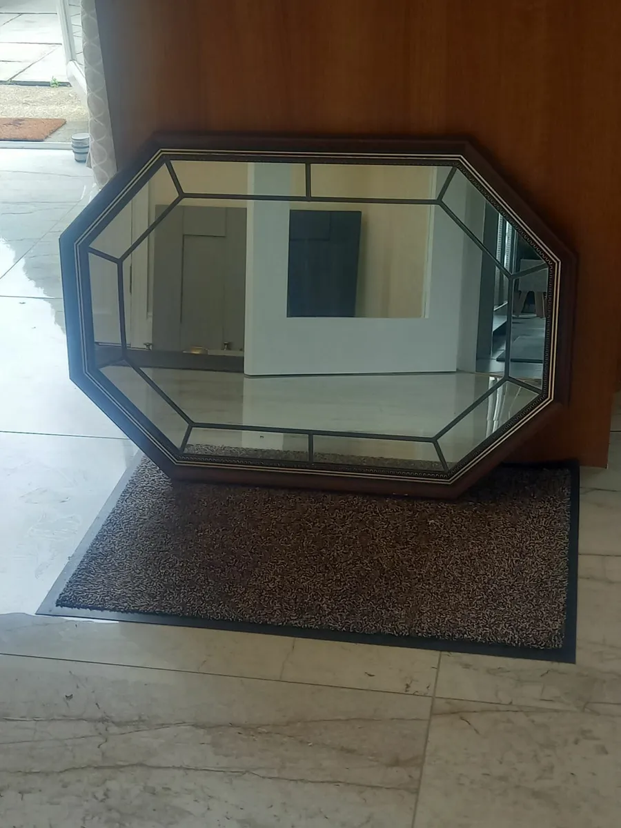 Vintage retro mirror. - Image 4