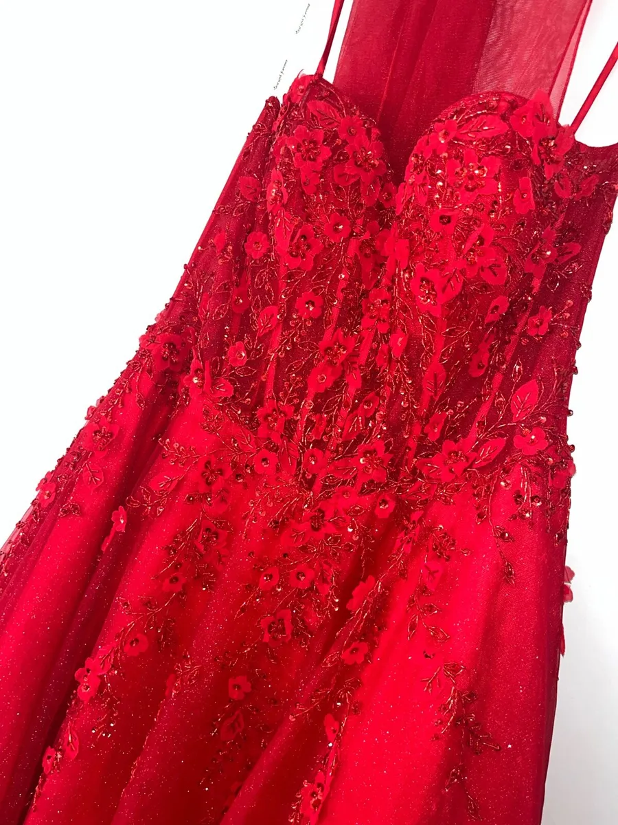 Debs / Prom dress (NEGOTIABLE PRICE) - Image 3