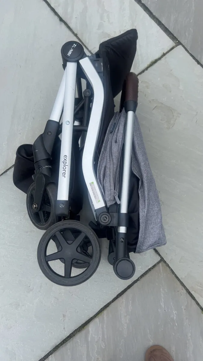 Stroller - Image 1