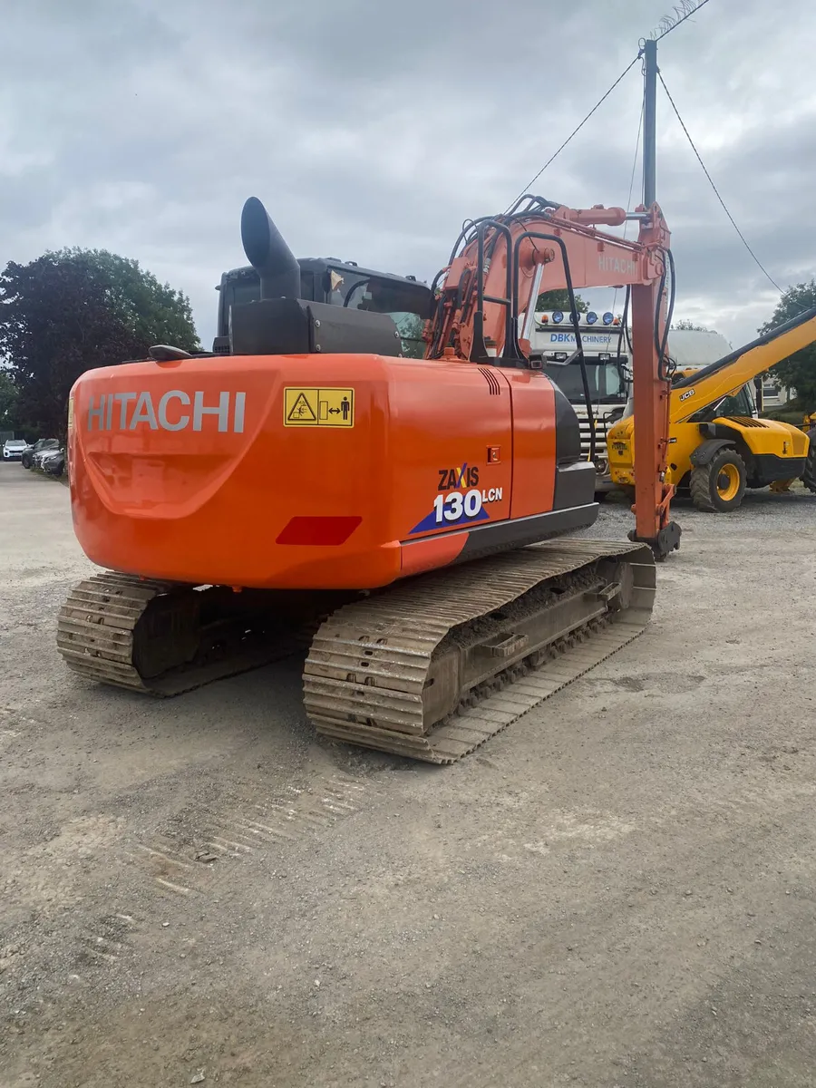 2017 Hitachi 130-6 - Image 2