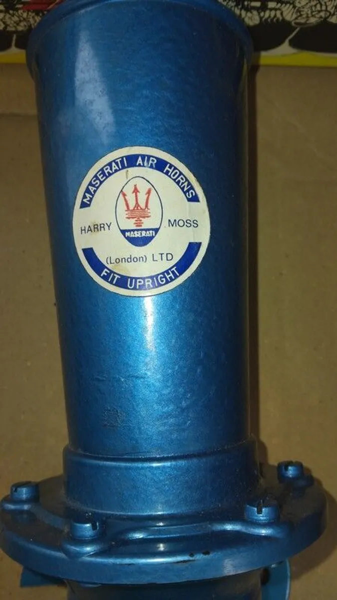 Old/new stock Harry Moss Maserati Horn - Image 3