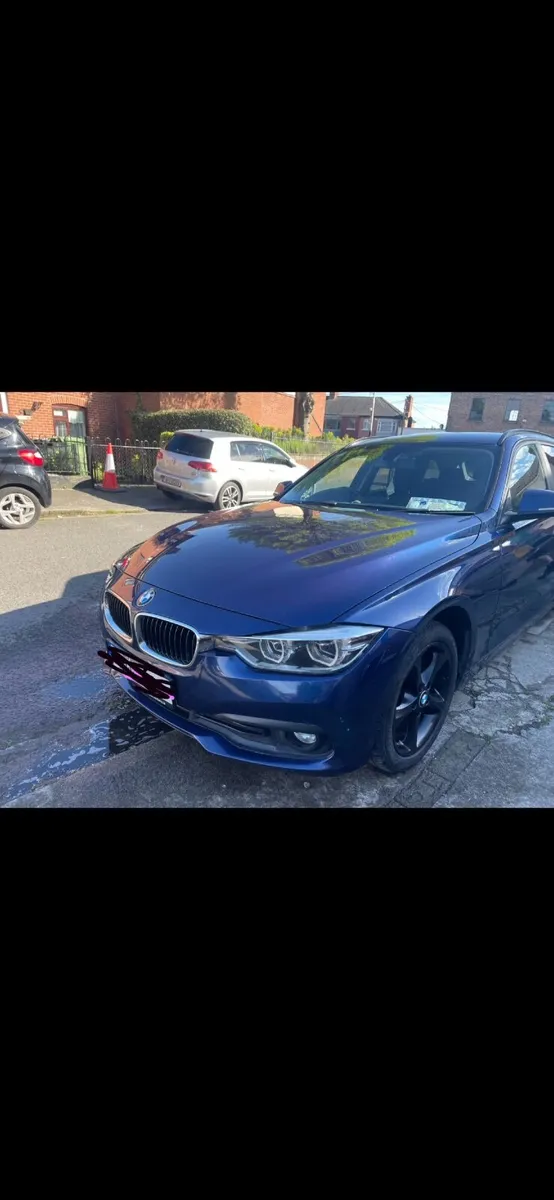 BMW 3-Series 2018 - Image 1