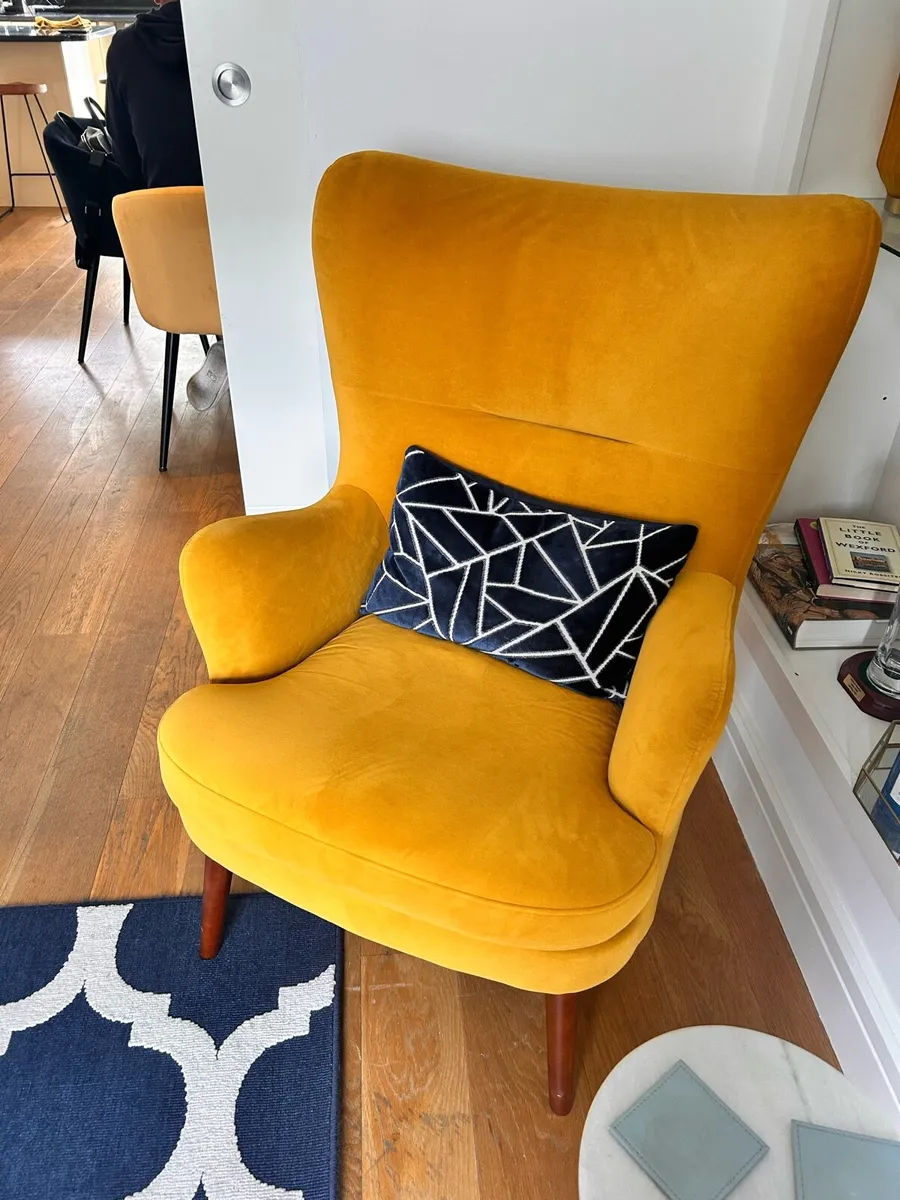 Armchair - Image 2