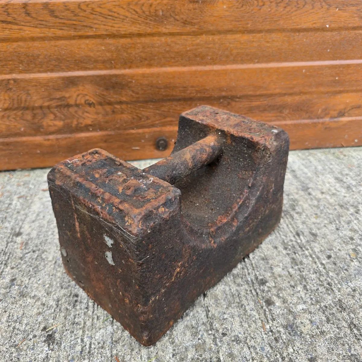 Vintage Cast Iron 25kg Weight Industrial - Image 1