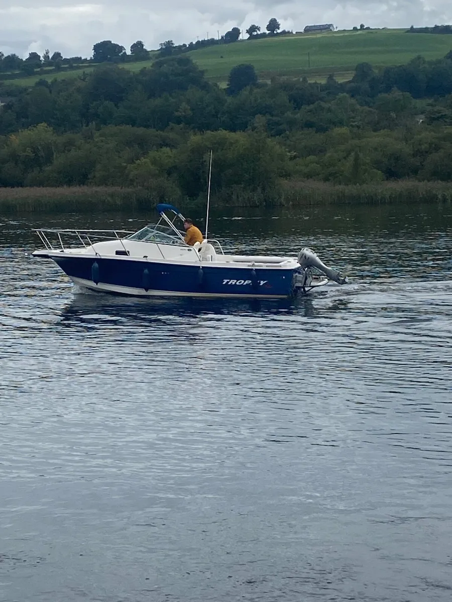 Trophy boat 2352 - Image 3