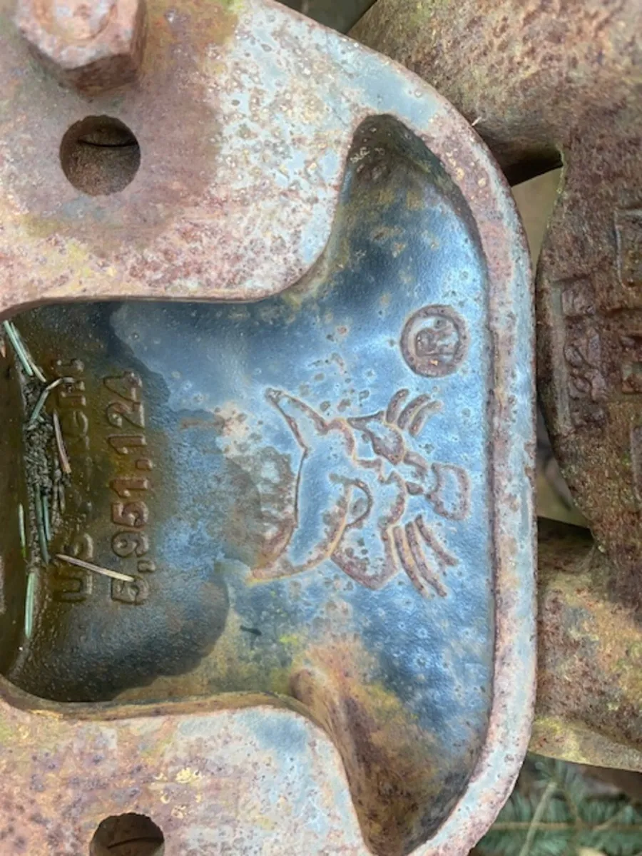 Bobcat Steel tracks to suit Skidsteer - Image 1