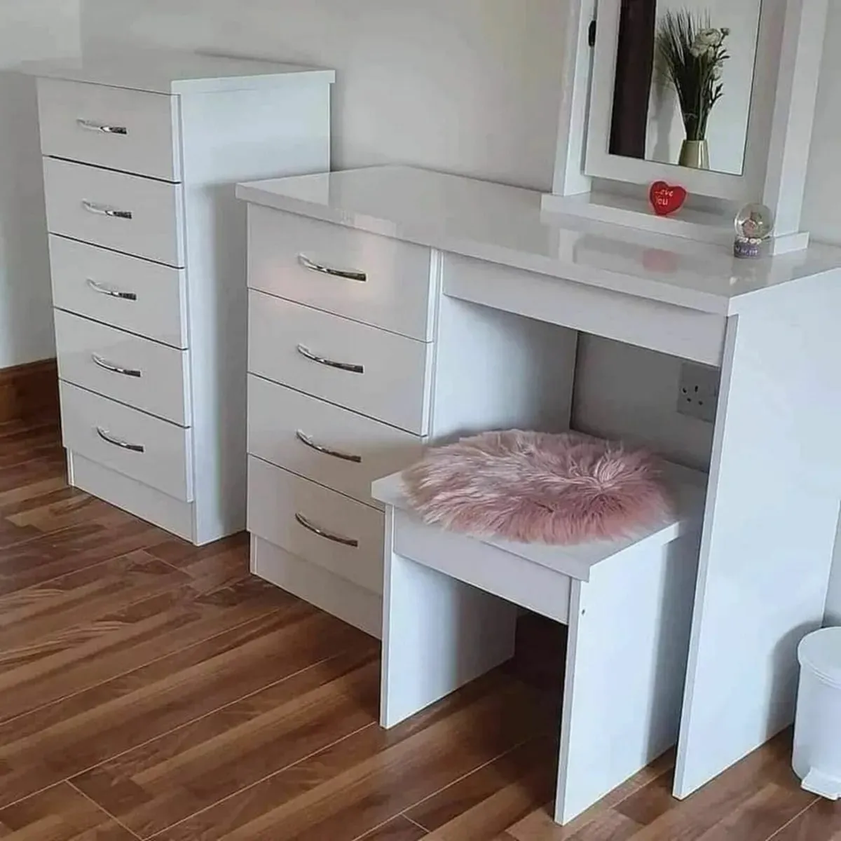 BEDROOM FURNITURE - Image 4