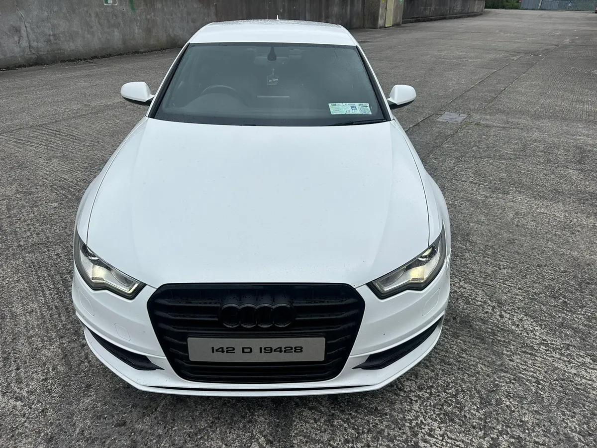 142 Audi A6 2.0 S LINE Black addition - Image 2