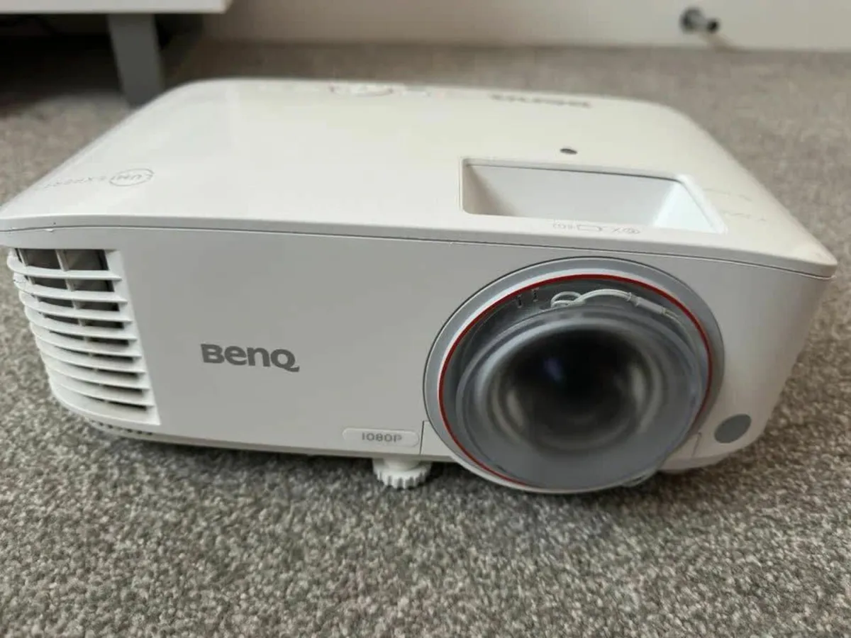 BenQ TH671ST 3000 ANSI Projector - Image 1