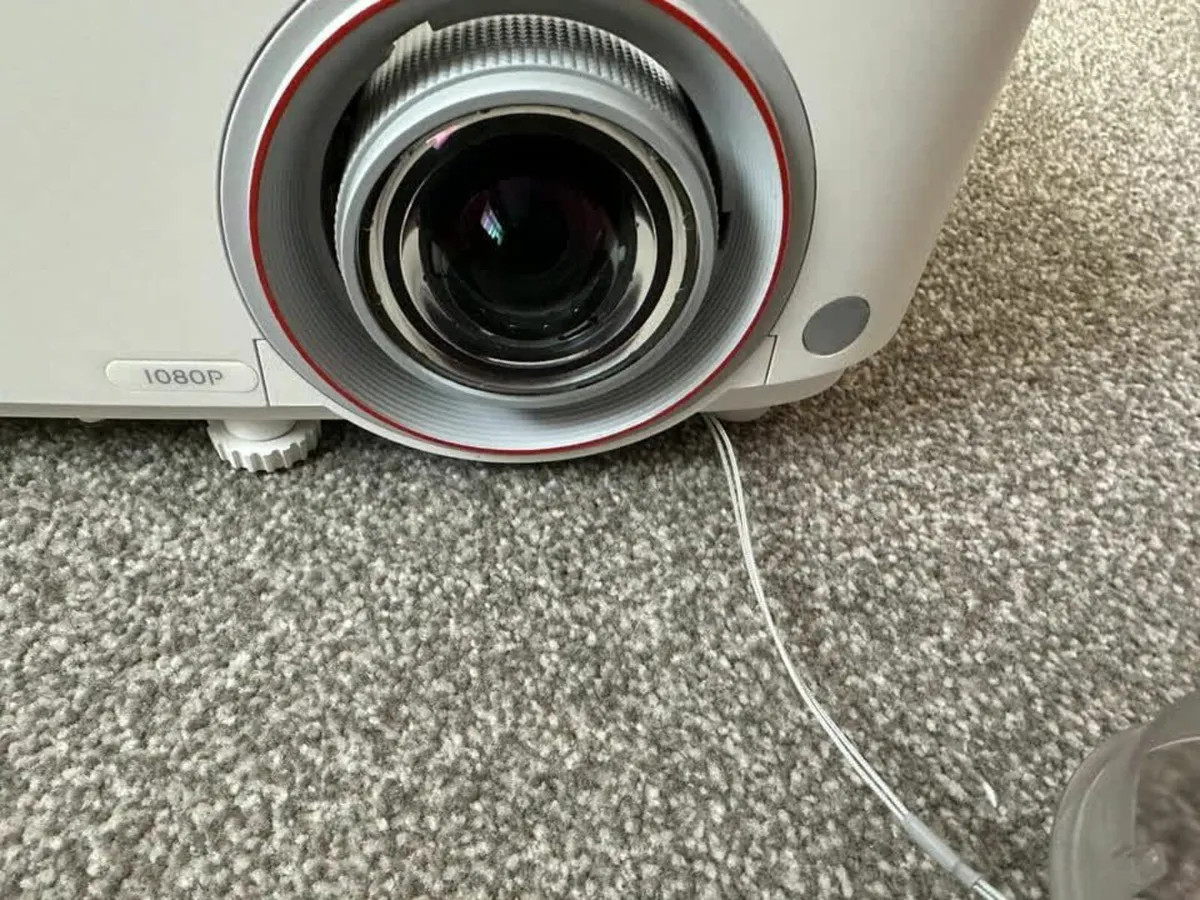 BenQ TH671ST 3000 ANSI Projector - Image 2