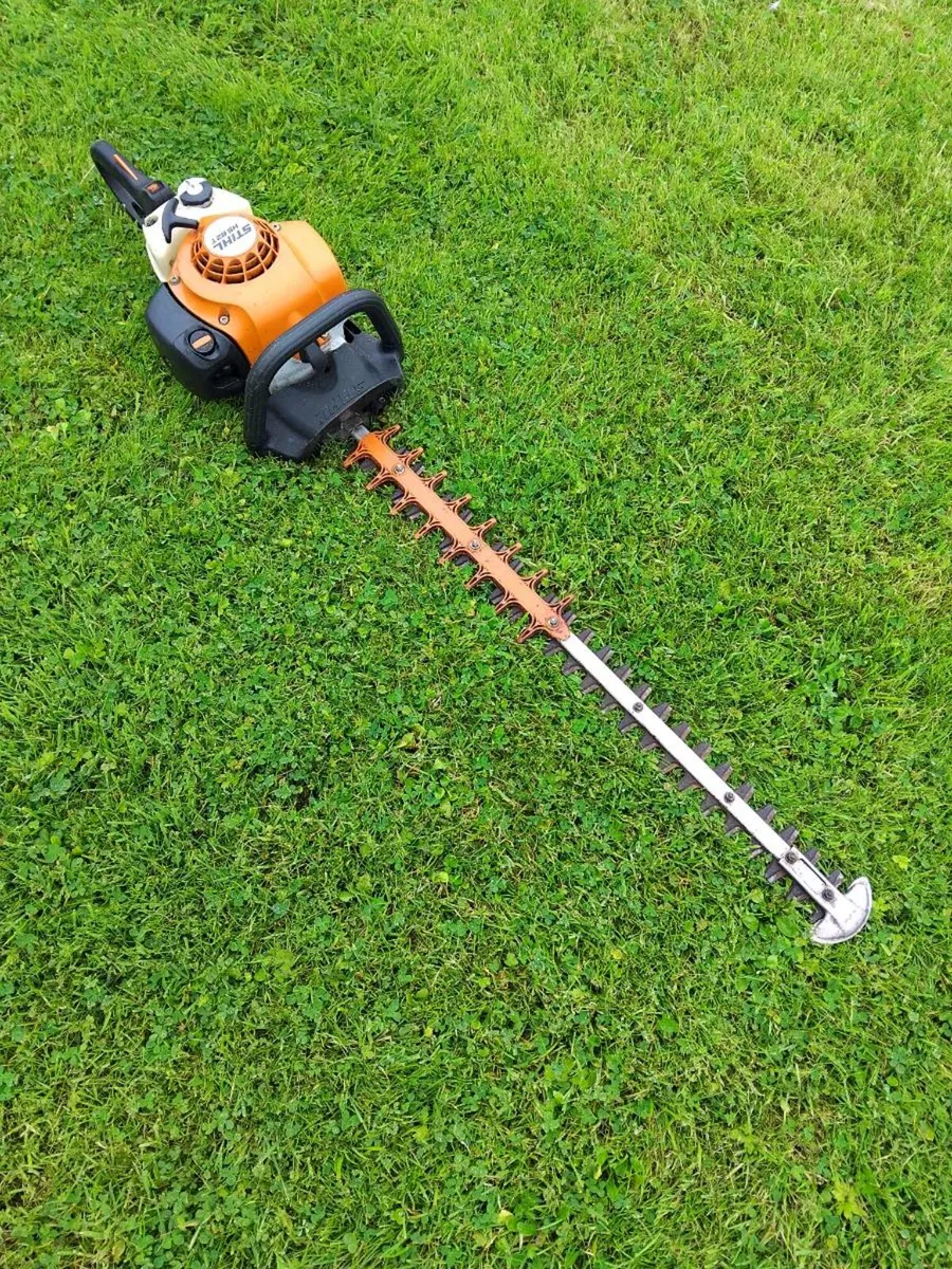 Hedge trimmer - Image 1
