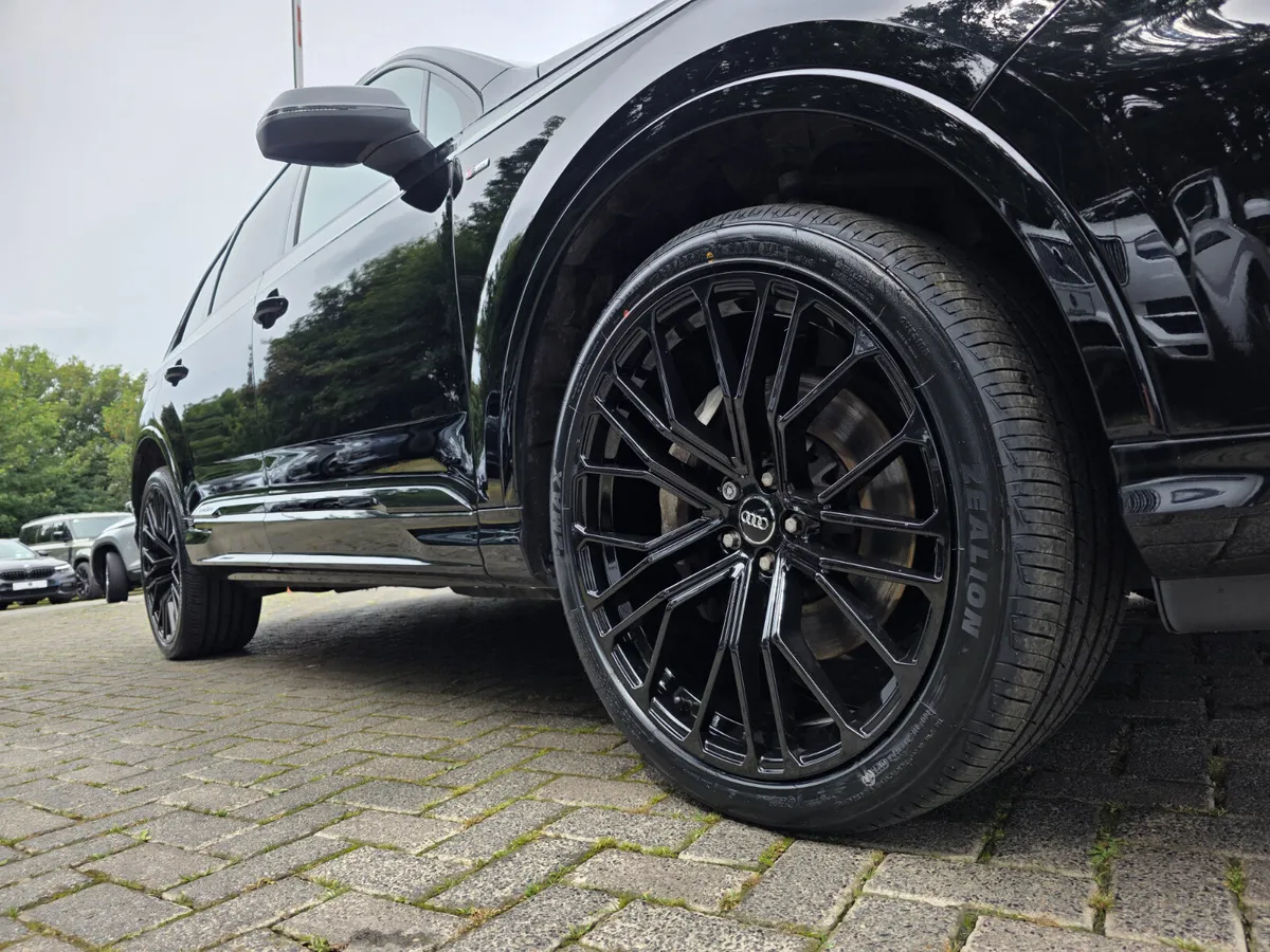 2020 AUDI Q7 45 TDI BLACK EDITION QUATTRO 7 SEATER - Image 2