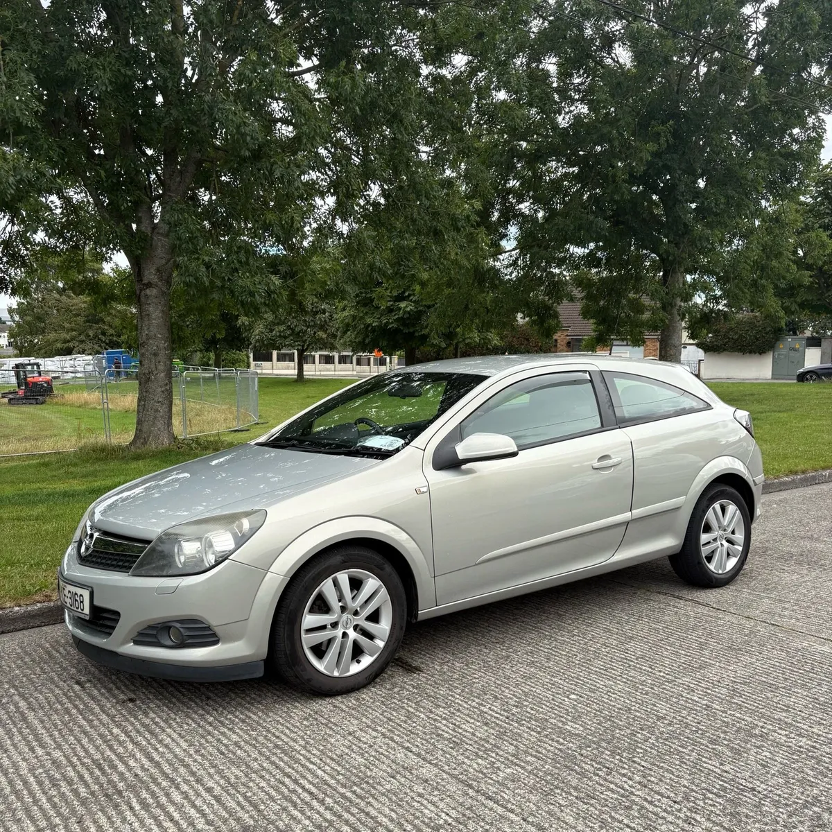 OPEL ASTRA GTC NCT 01/26 - Image 2