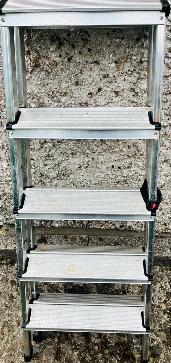Aluminum Hailo ladder - Image 1