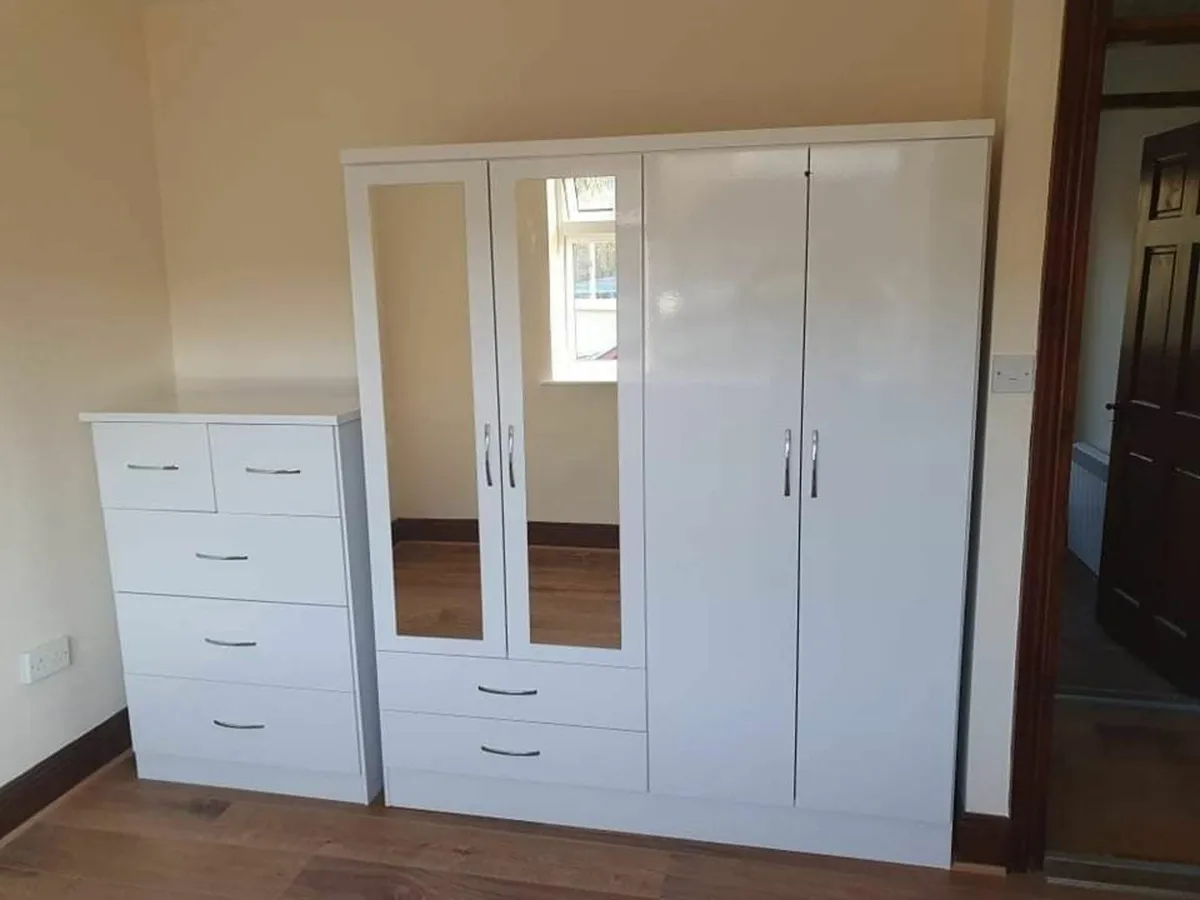 BEDROOM FURNITURE - Image 4