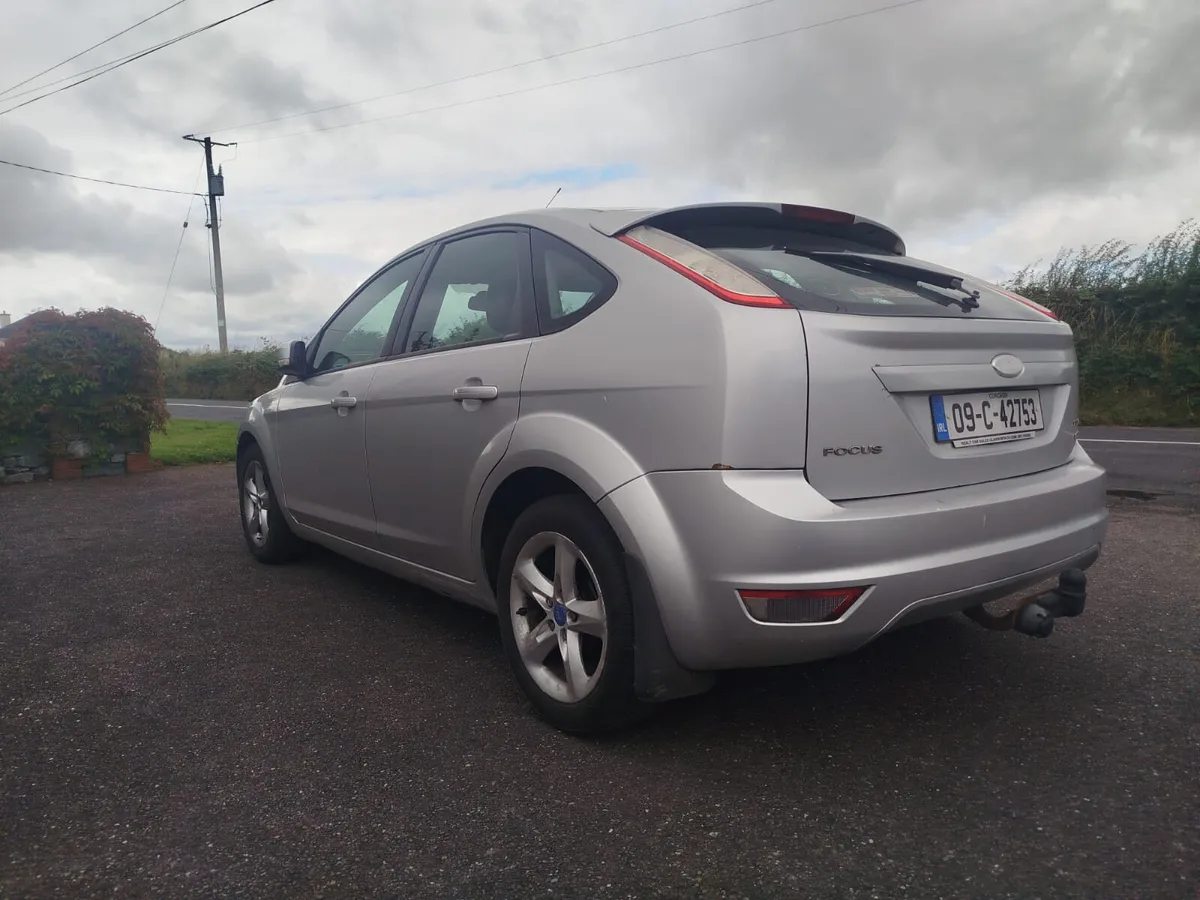 Ford Focus 2009 - Image 3