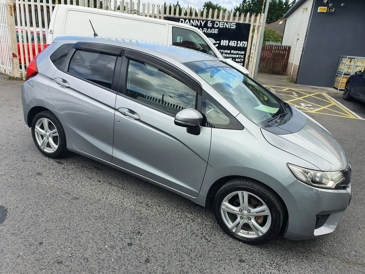 Honda Fit 2013 new nct low mileage - Image 4
