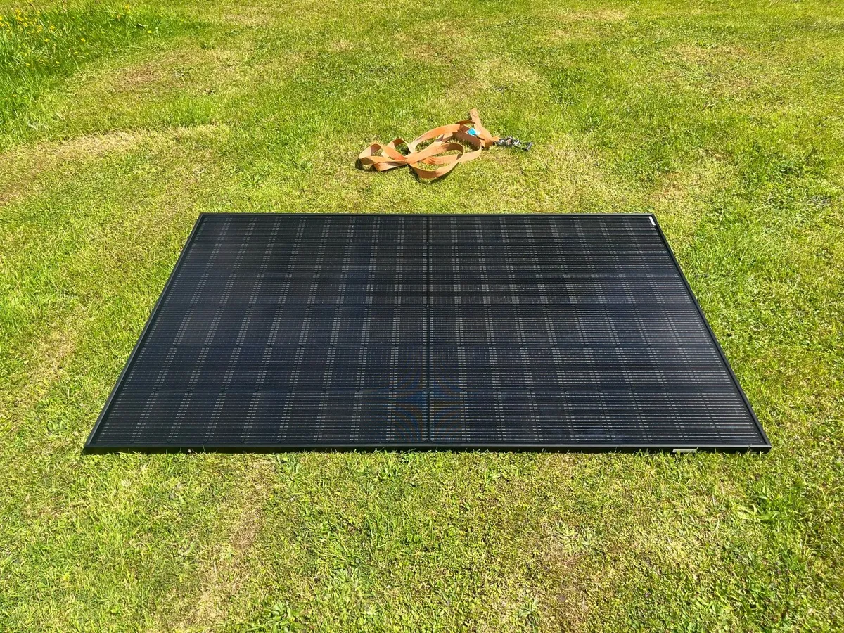 Jinko 440 Watt Solar Panels - Image 3