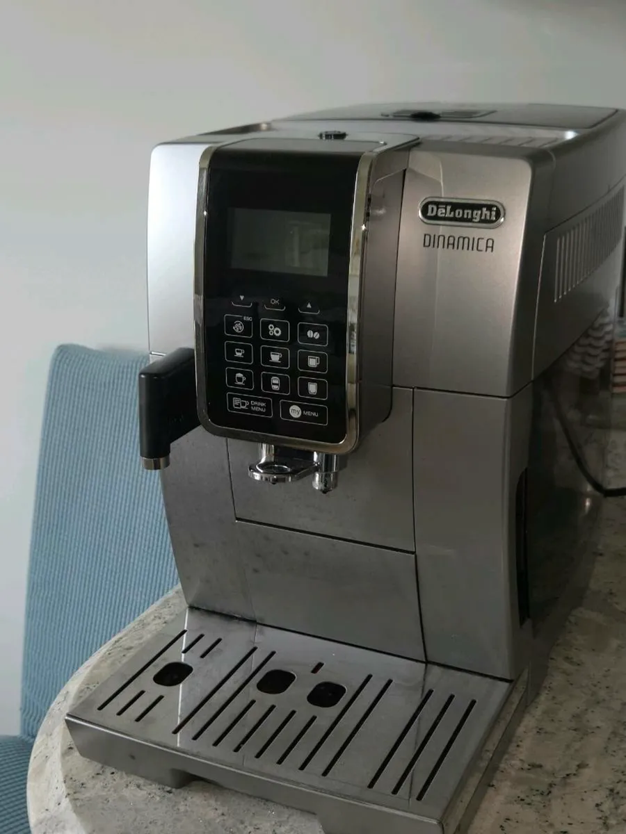 Delonghi Coffee Machine - Image 1
