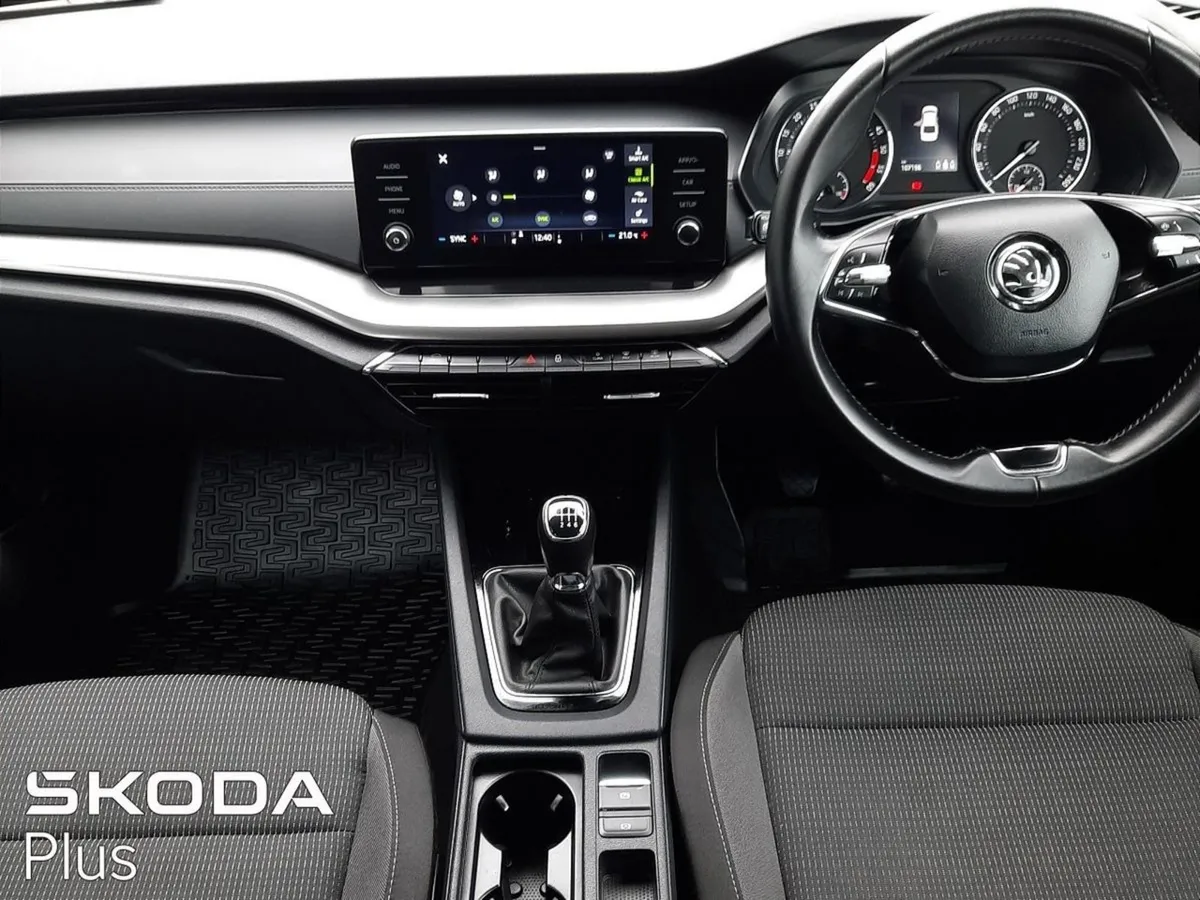 Skoda Octavia  one Owner ambition 2.0tdi 115HP - Image 2