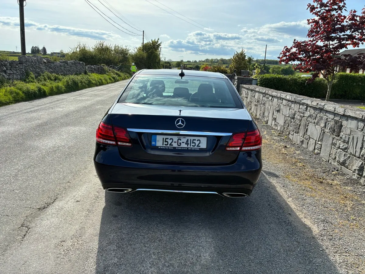 2015 Mercedes e220 - Image 4
