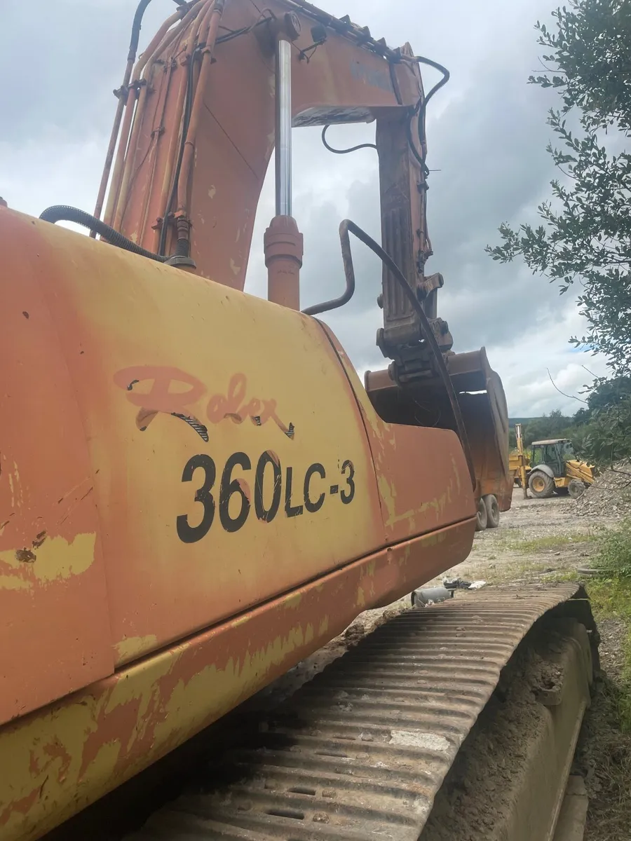 Hyundai 360 lc3 - Image 2