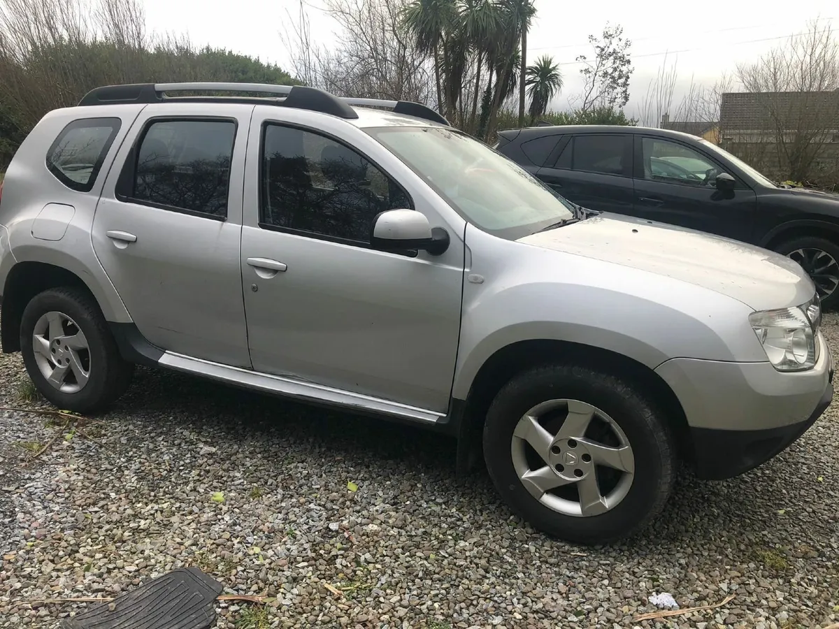Dacia duster signature 1.5 - Image 1