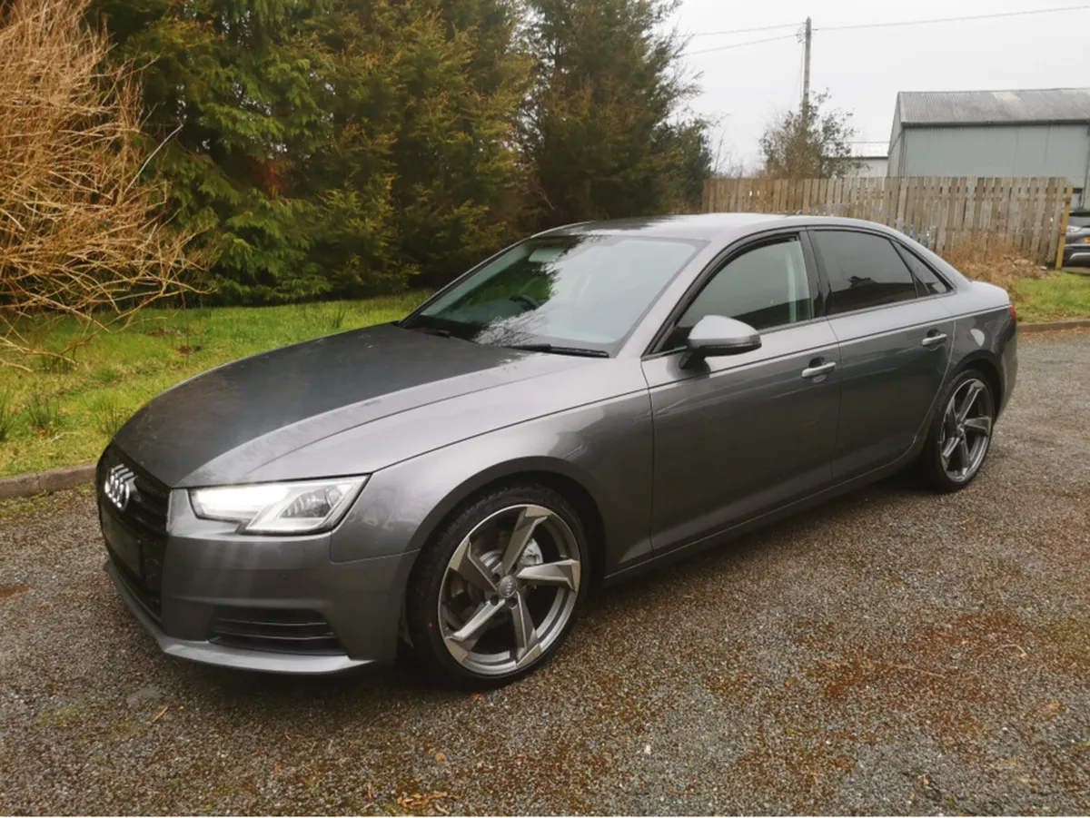 Audi A4 2.0 TDI SPORT ULTRA  AUTO - Image 4