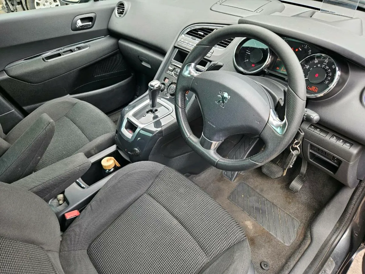 2013 PEUGEOT 5008 (7 SEAT, AUTO, DIESEL) - Image 4