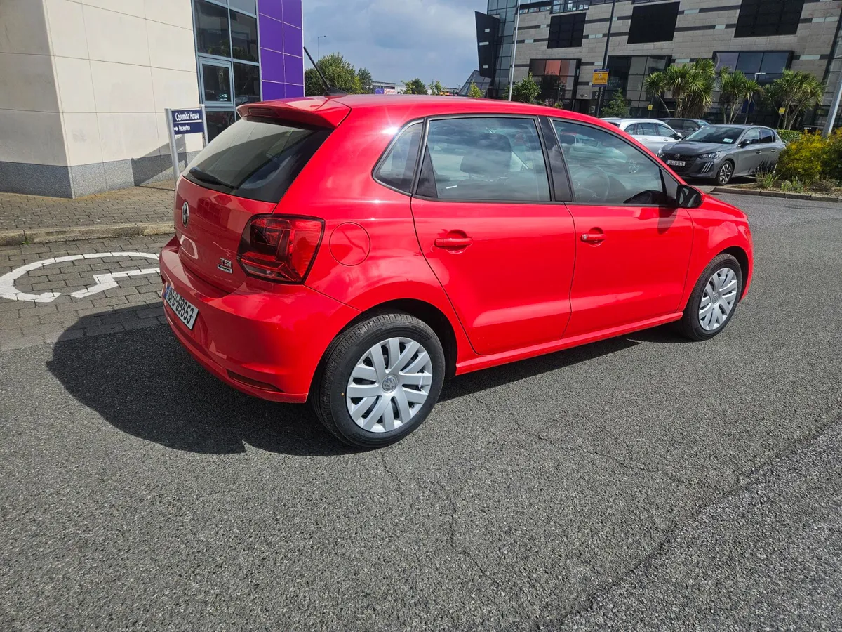 Volkswagen Polo AUTOMATIC 2016 TOP SPEC - Image 4