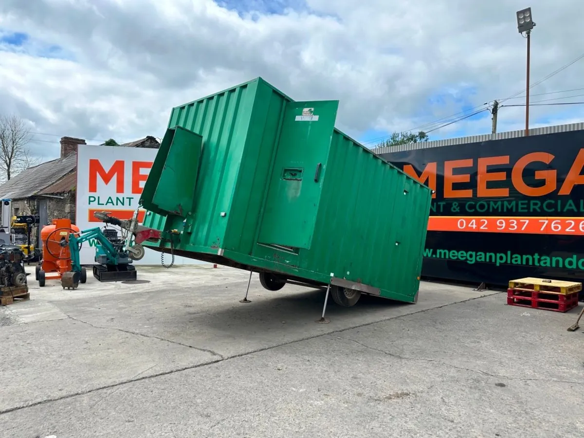 16 FT BOSS 12 MAN WELFARE UNIT CABIN....1265 T. - Image 1