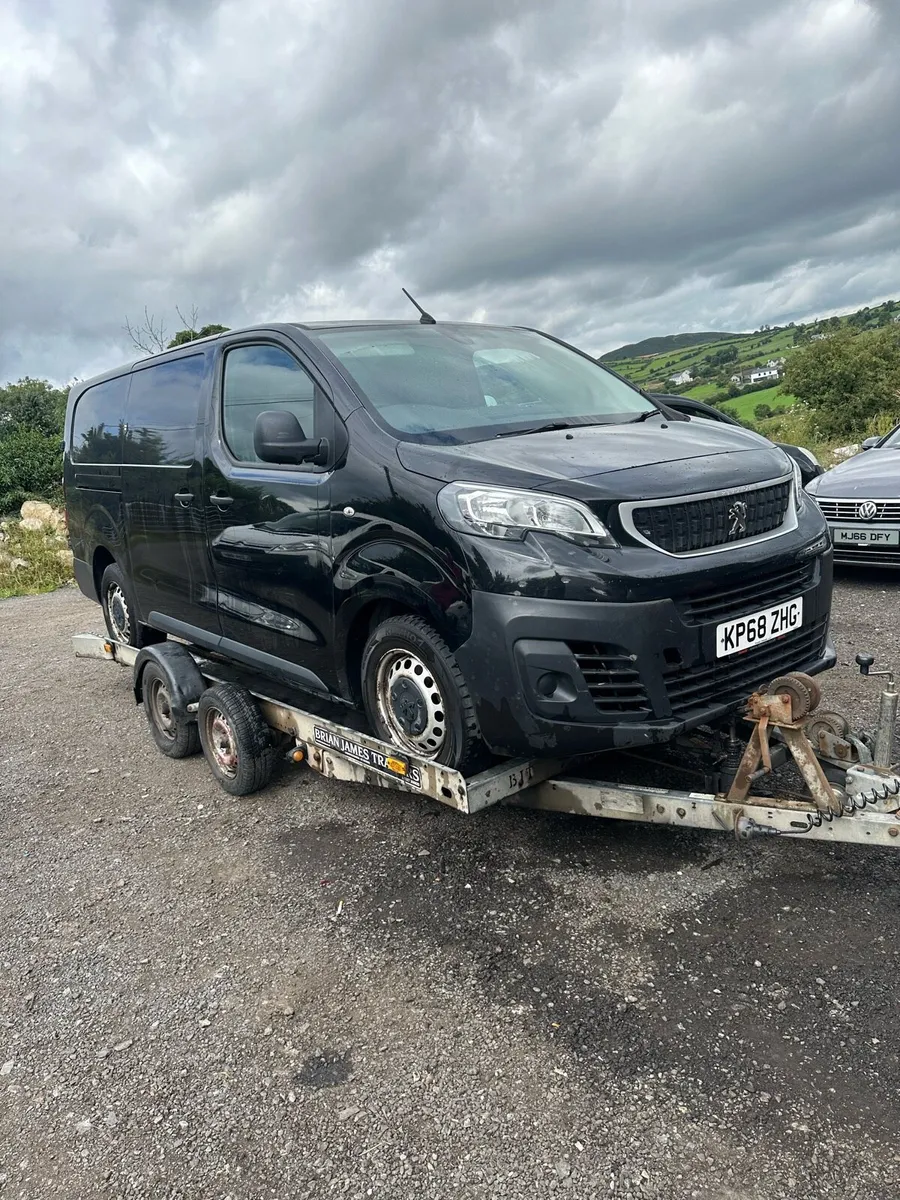2018 Peugeot expert lwb non runner - Image 1