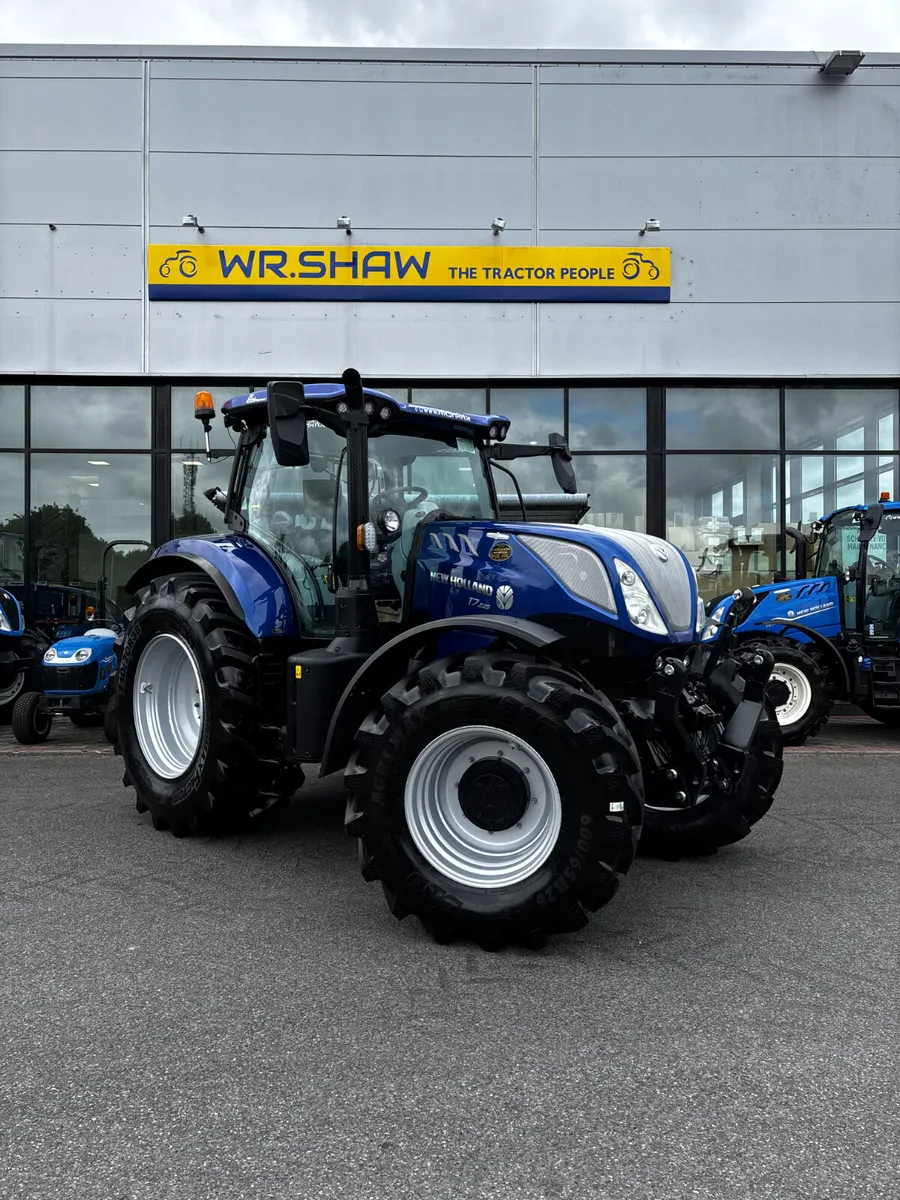 New Holland T7.225 Auto Command Blue Power-*NEW* - Image 1