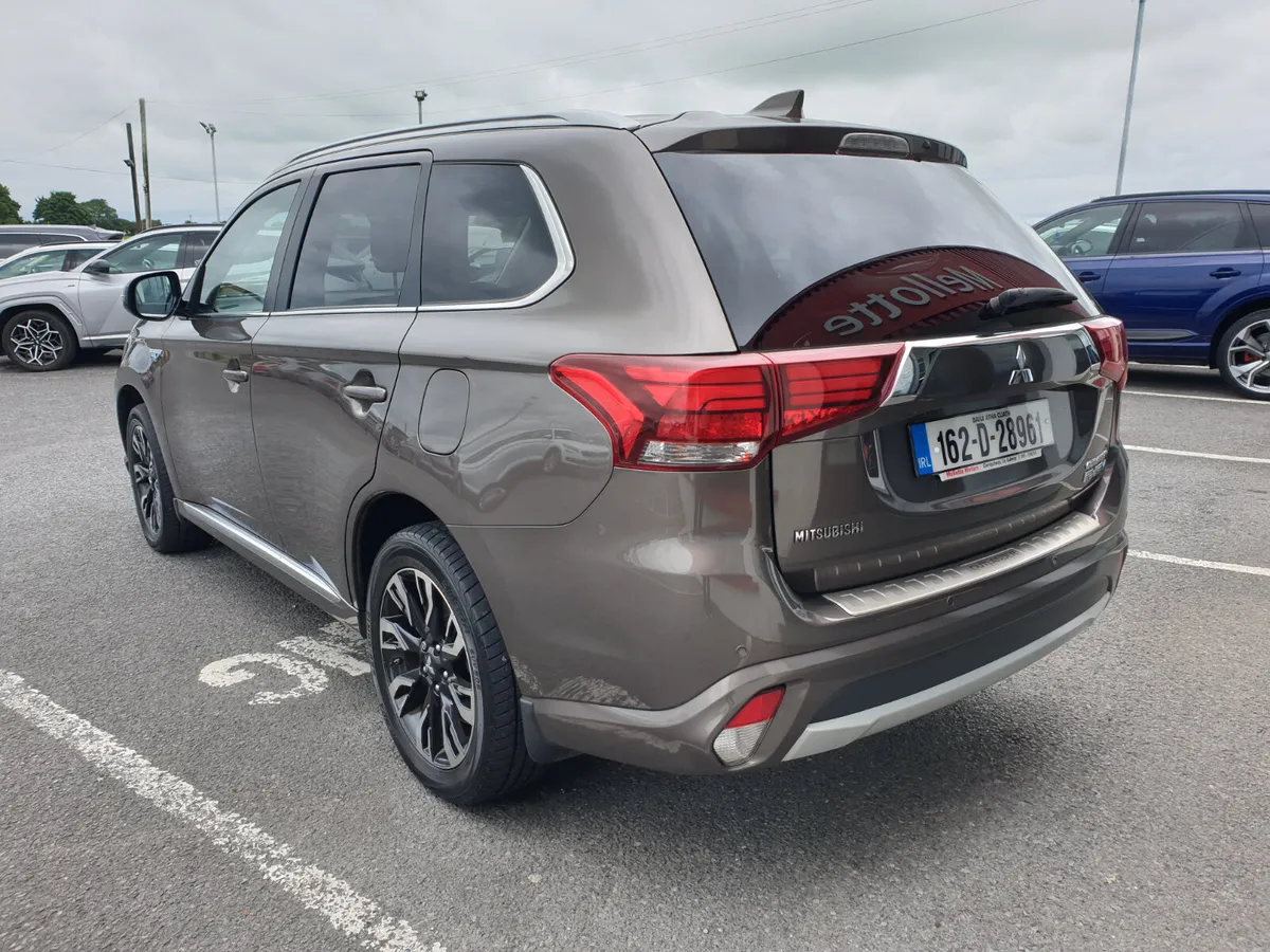 Mitsubishi Outlander 2.0 PHEV GX4H - Image 4