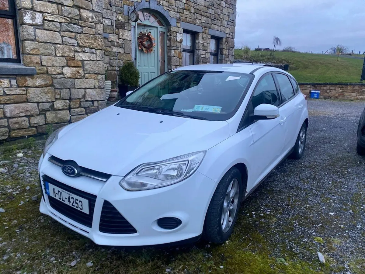 Ford Focus 2011 - Image 4