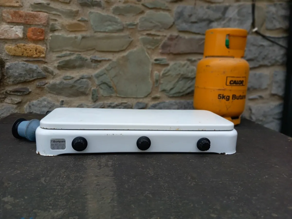 Camping Hob with full gas cylinder - Image 1