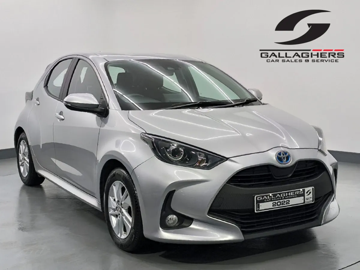 Toyota Yaris (221) LUNA HYBRID PETROL AUTOMATIC - Image 1