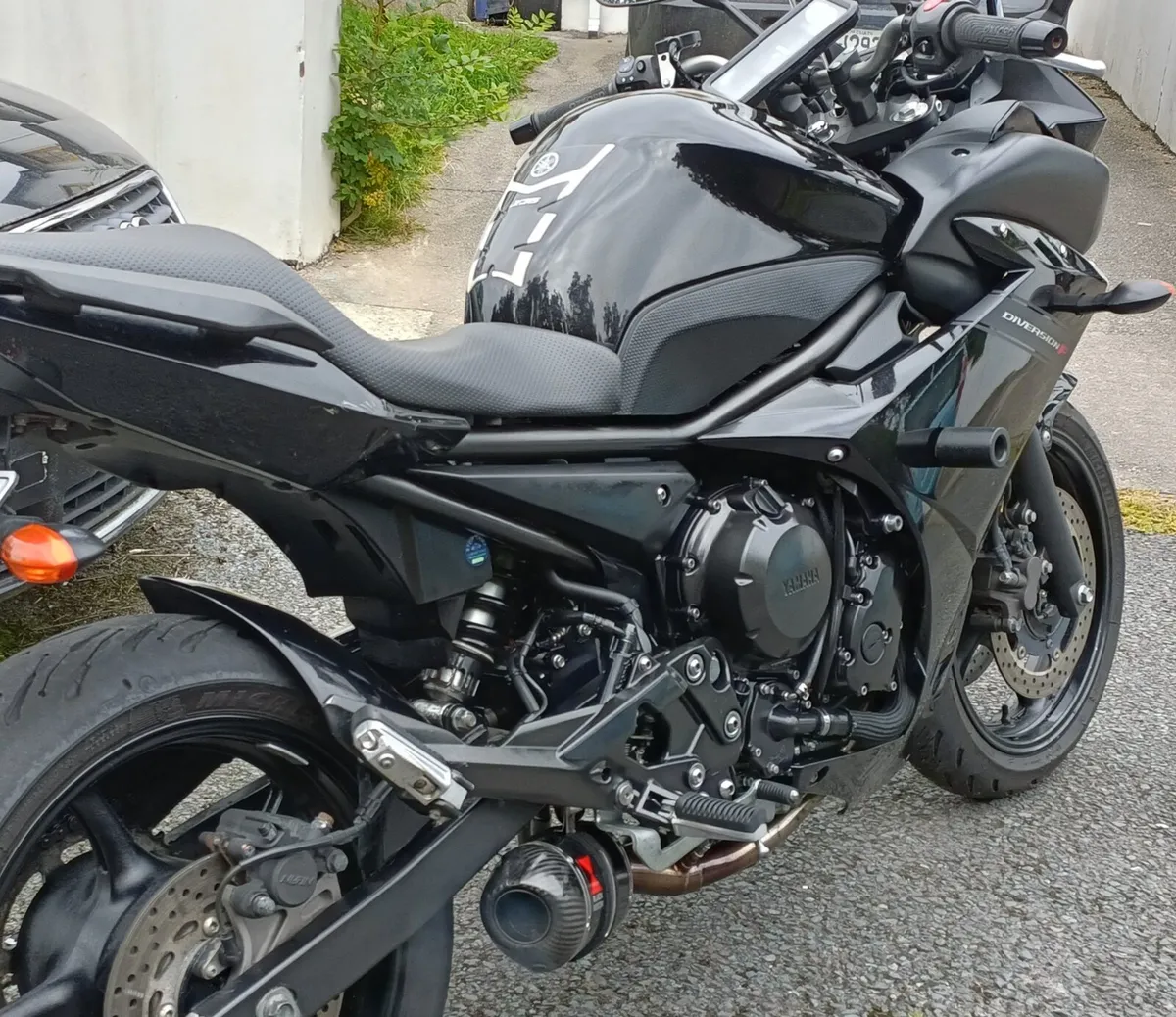Yamaha XJ6 Diversion F - Image 2
