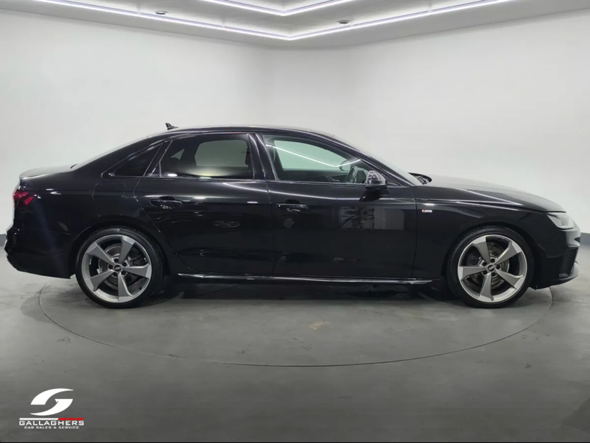 Audi A4 (211) S LINE BLACK EDITION 2.0 TDI AUTO - Image 3