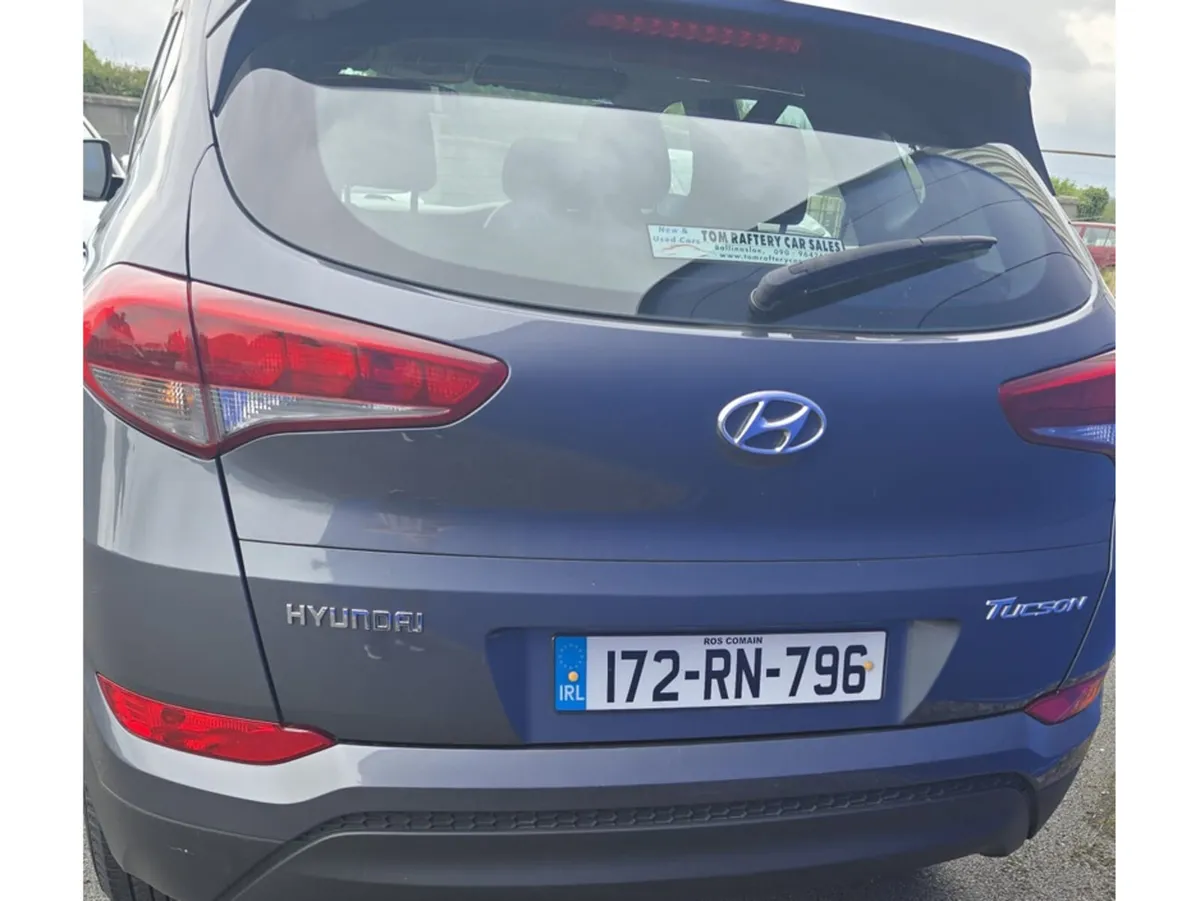 Hyundai Tucson 1.7 S 116PS 5DR - Image 2
