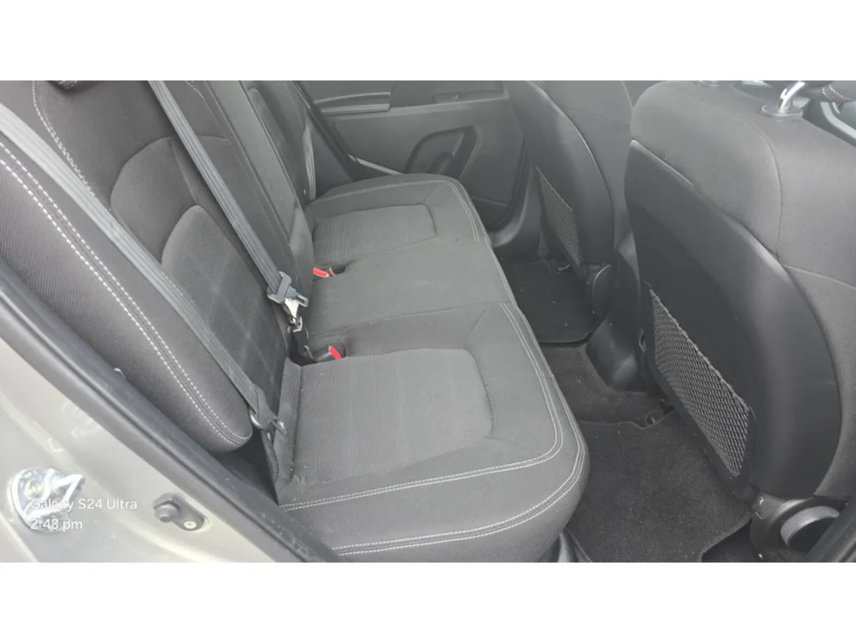 Hyundai Tucson 1.7 S 116PS 5DR - Image 3