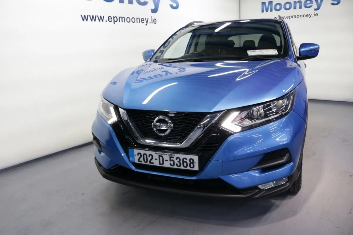 Nissan QASHQAI SV High Spec 1.3l Petrol Automatic - Image 2