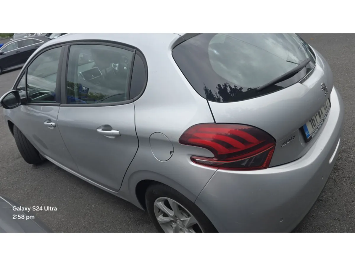 Peugeot 208 ACTIVE 1.0 4DR - Image 3