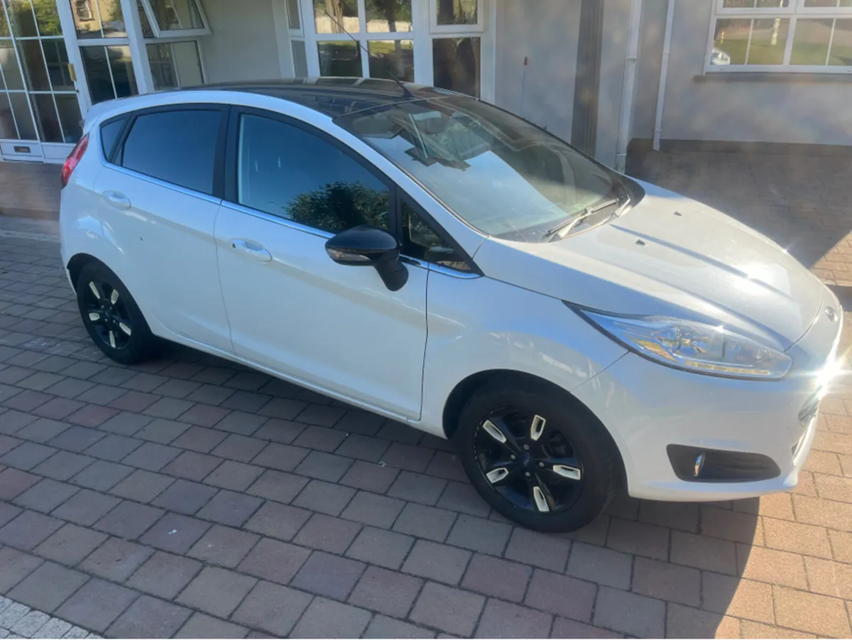 Ford Fiesta 1.25 ZETEC WHITE EDITN - Image 2