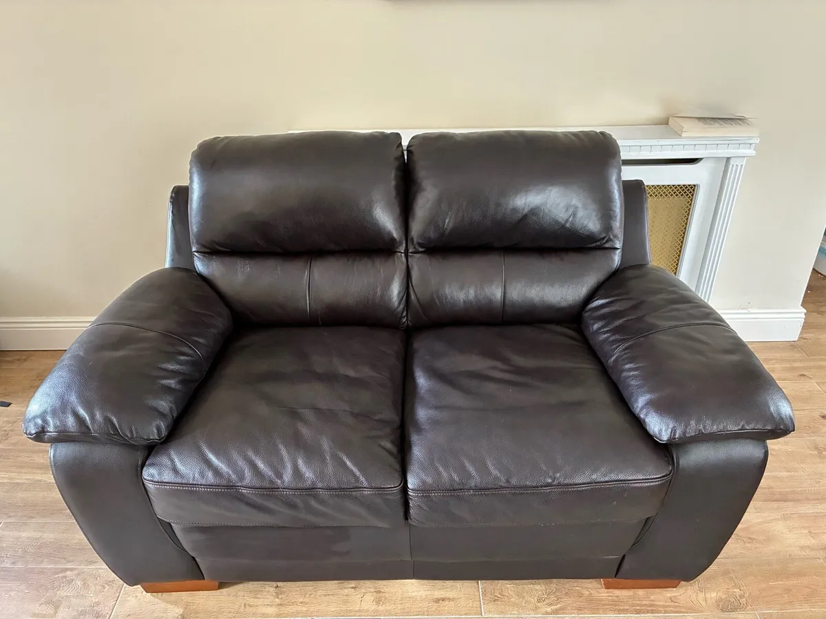 Brown Leather 3+2 Seater Sofa Set- good condition - Image 1